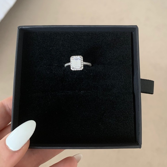 Toni Sevdalis brand ring - Picture 2 of 10